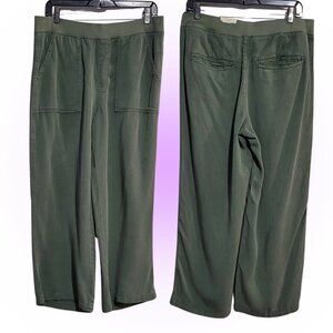 Relaxed Wide-Leg Utility Pants - Olive Green